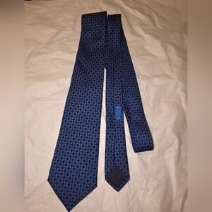 Navy Blue Geometric Silk Tie